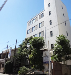 医療法人芥川会 芥川病院　外観